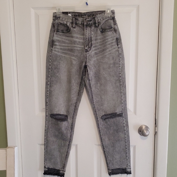 American Eagle Outfitters Denim - American Eagle Outfitters Gray Crop Ankle Jeans